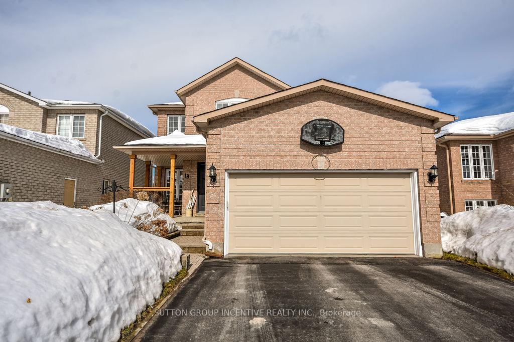 Photo 1 of 18 Wice Road, Barrie, Holly — HOMEH