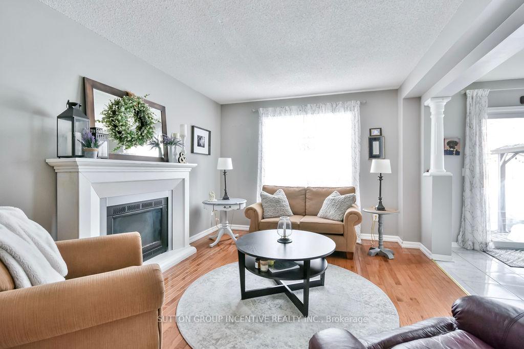 Photo 10 of 18 Wice Road, Barrie, Holly — HOMEH