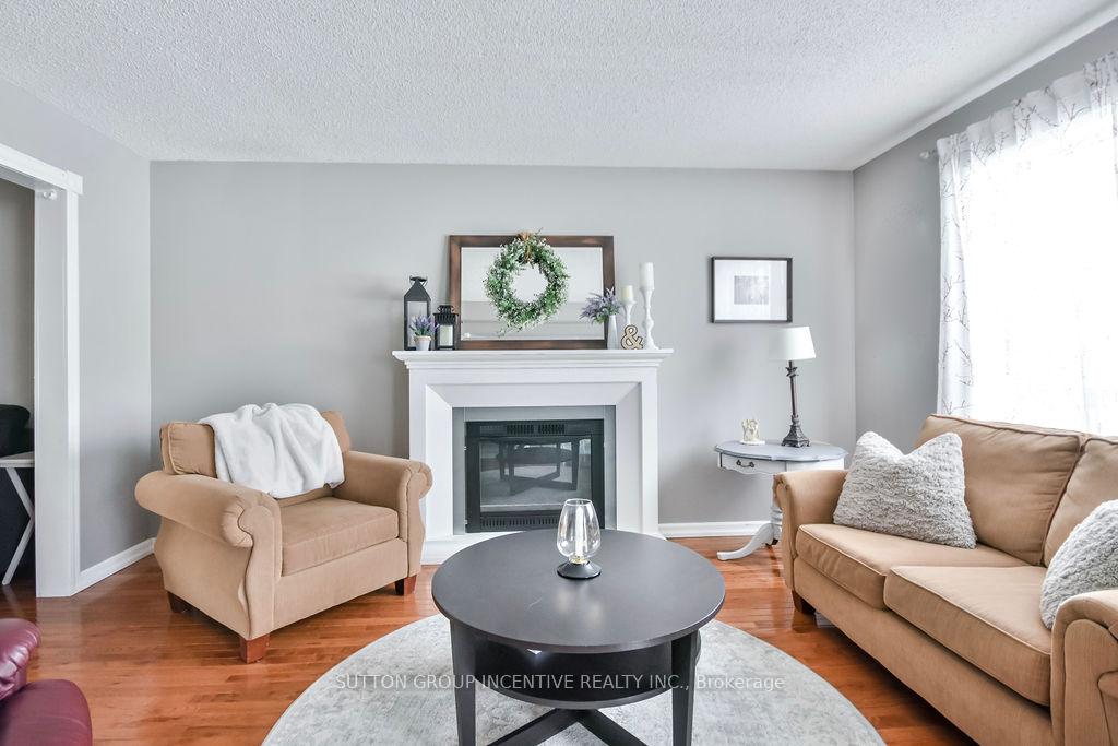 Photo 12 of 18 Wice Road, Barrie, Holly — HOMEH