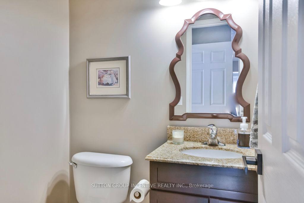 Photo 19 of 18 Wice Road, Barrie, Holly — HOMEH