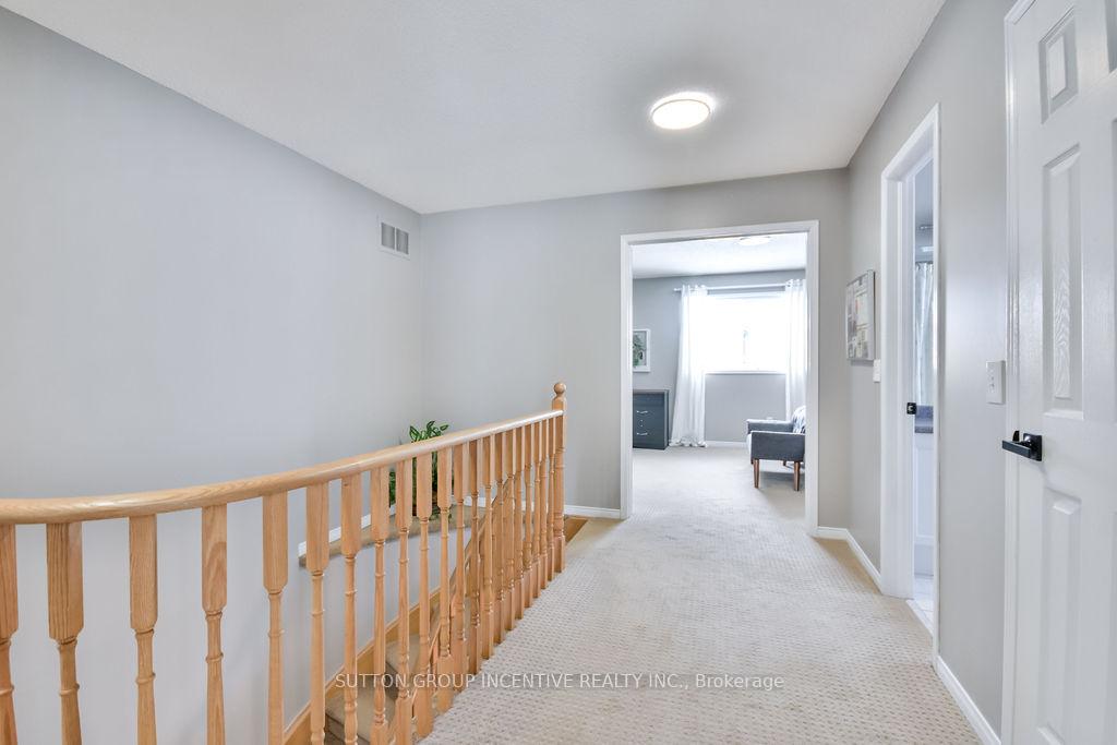 Photo 21 of 18 Wice Road, Barrie, Holly — HOMEH