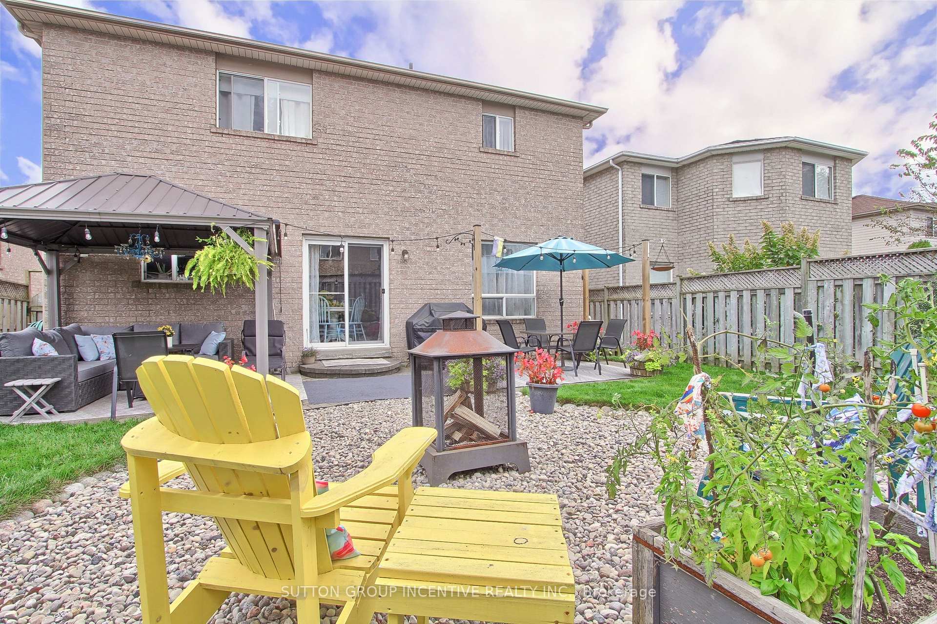 Photo 43 of 18 Wice Road, Barrie, Holly — HOMEH