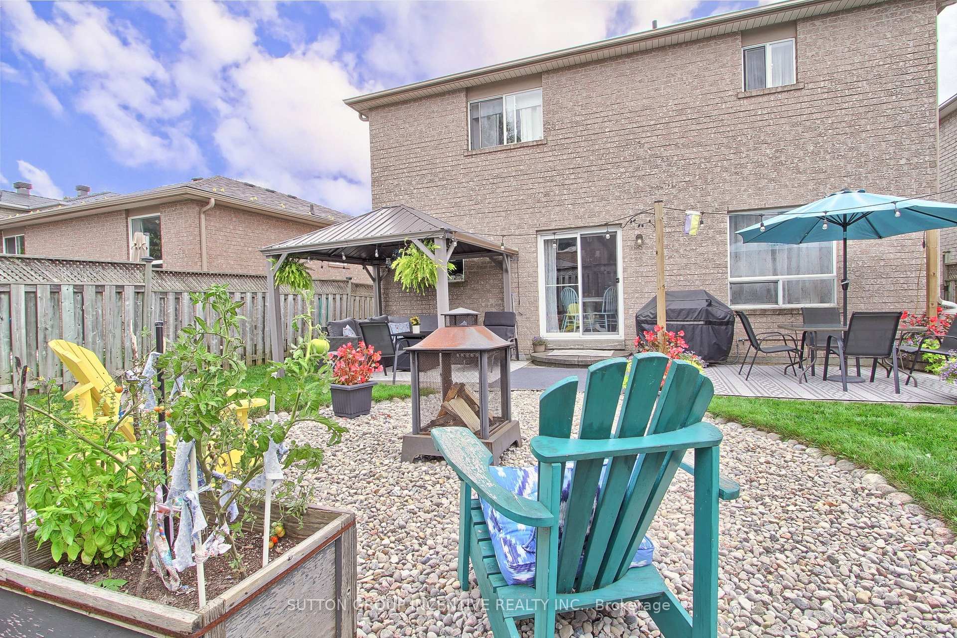 Photo 44 of 18 Wice Road, Barrie, Holly — HOMEH