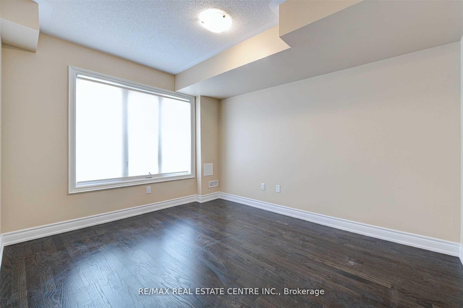 Photo 5 of 398 Rivermont Road, Brampton, Bram West — HOMEH