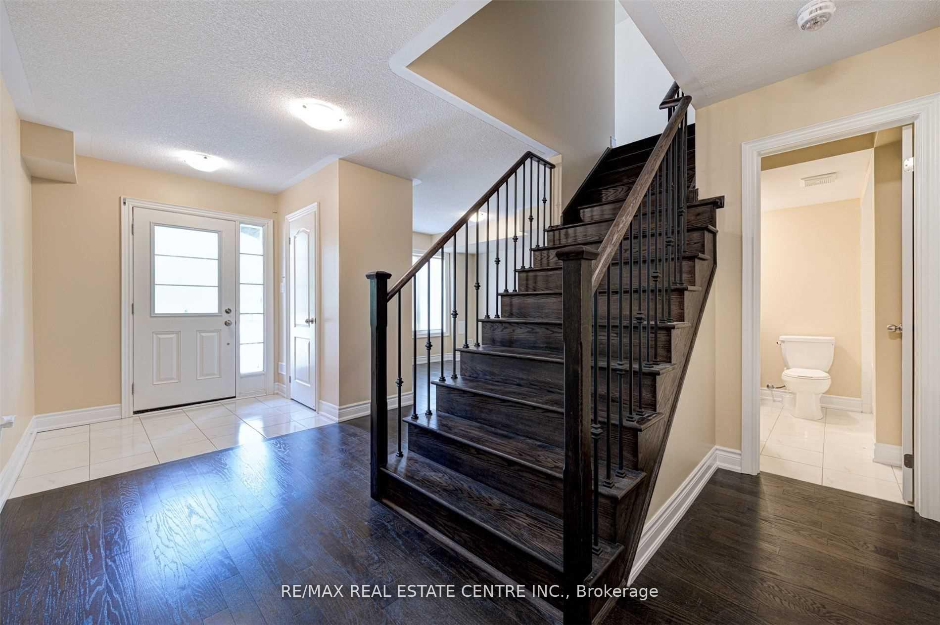 Photo 7 of 398 Rivermont Road, Brampton, Bram West — HOMEH