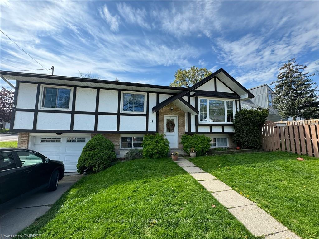 Photo 1 of 11 Rowan Court, Hamilton, Randall — HOMEH