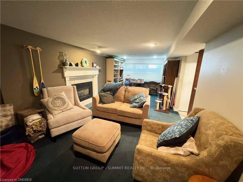 Photo 11 of 11 Rowan Court, Hamilton, Randall — HOMEH