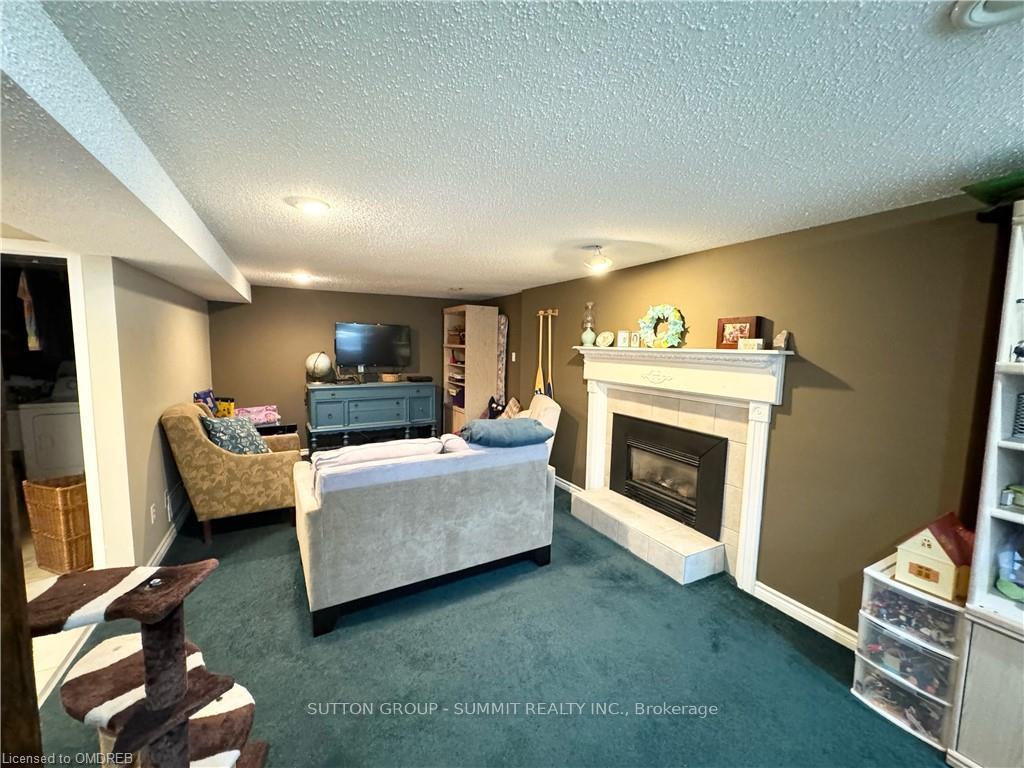 Photo 12 of 11 Rowan Court, Hamilton, Randall — HOMEH