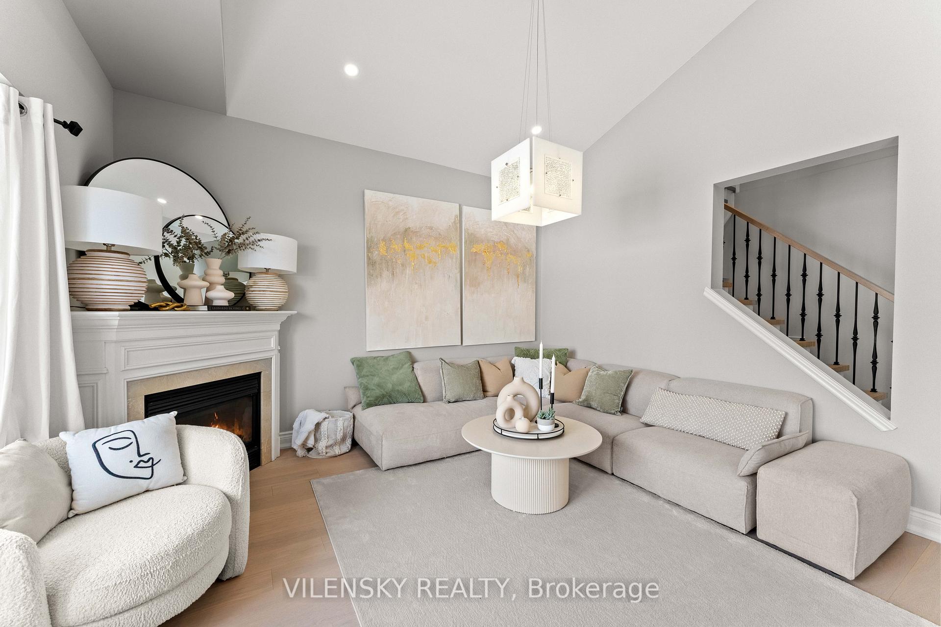 Photo 16 of 40 Mosswood Road, Vaughan, Patterson — HOMEH