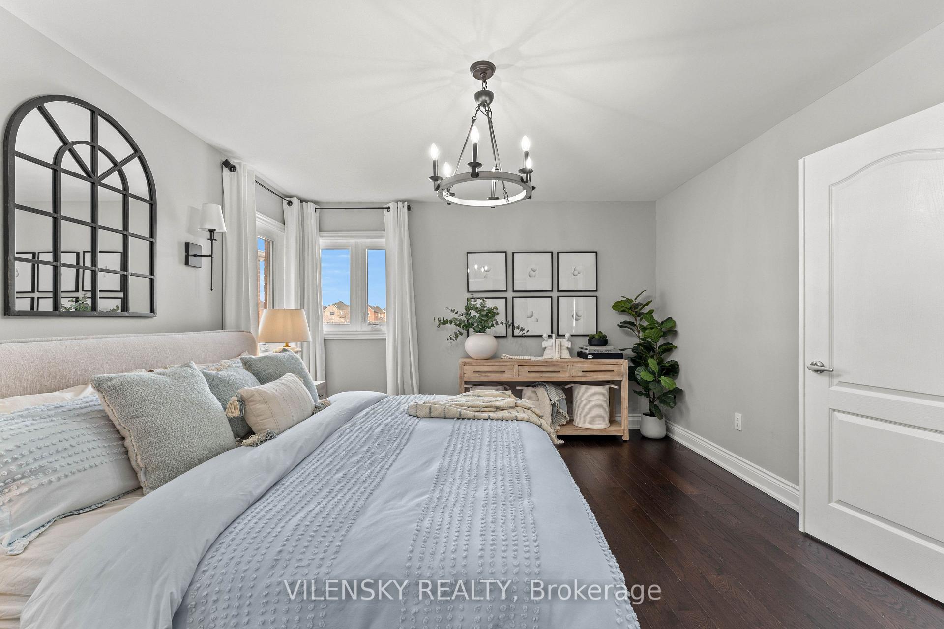 Photo 22 of 40 Mosswood Road, Vaughan, Patterson — HOMEH