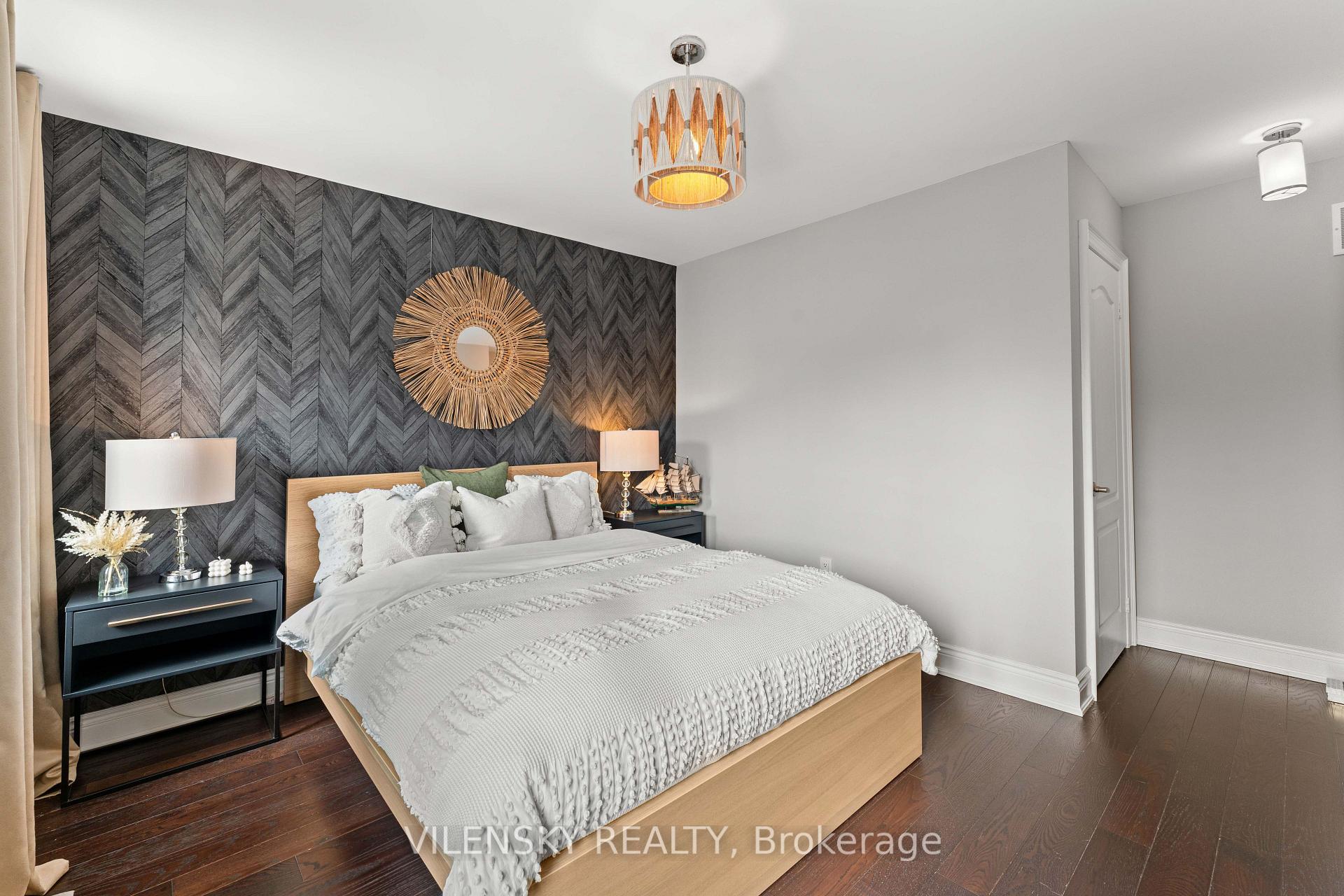Photo 27 of 40 Mosswood Road, Vaughan, Patterson — HOMEH