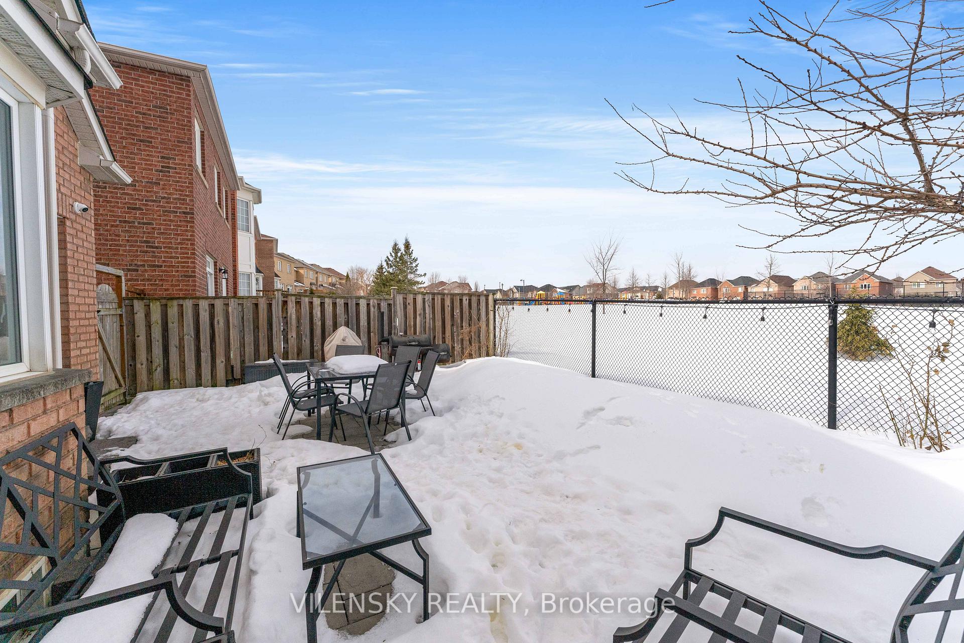 Photo 39 of 40 Mosswood Road, Vaughan, Patterson — HOMEH