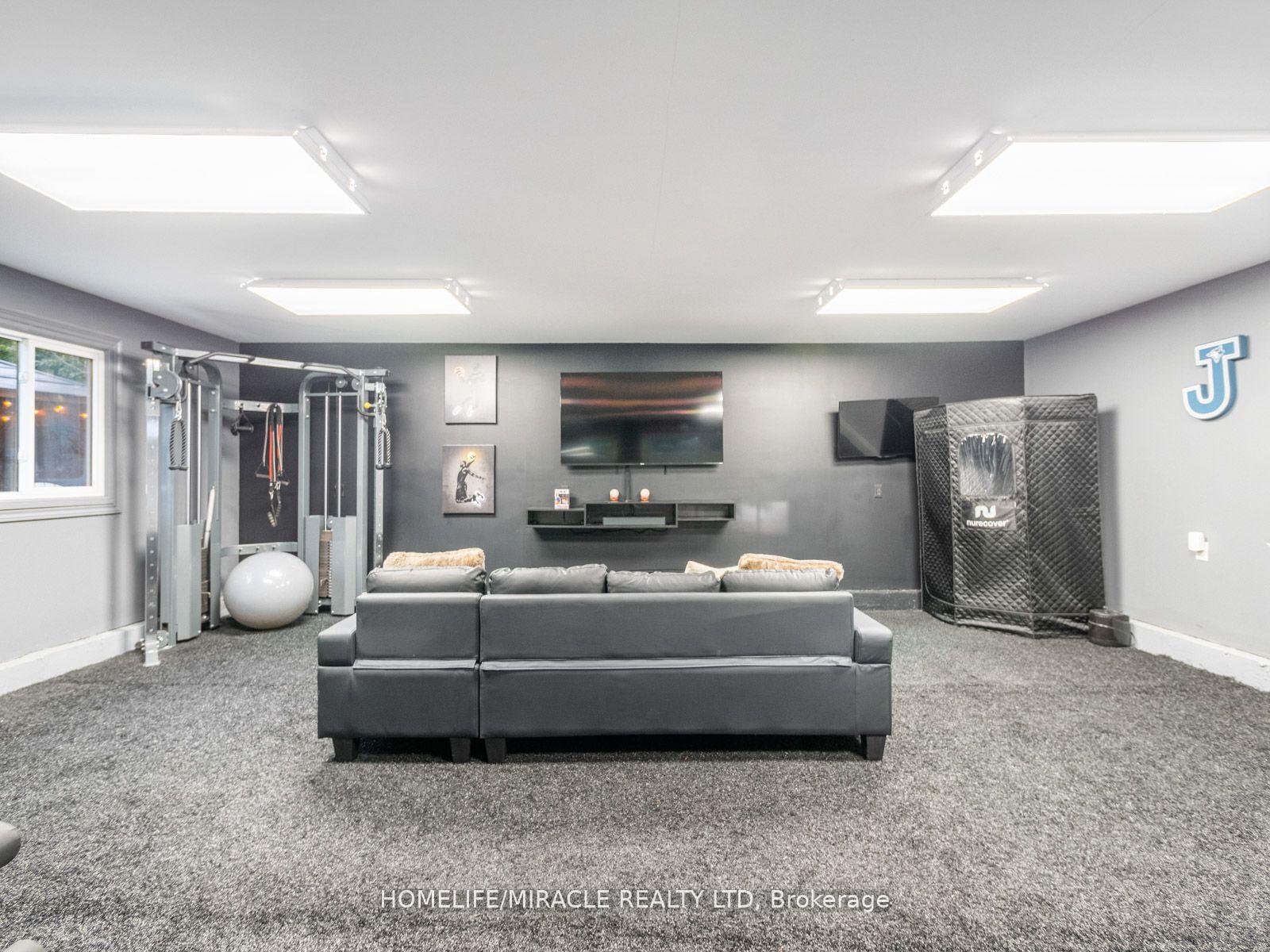 Photo 27 of 521 Oneida Drive, Burlington, LaSalle — HOMEH