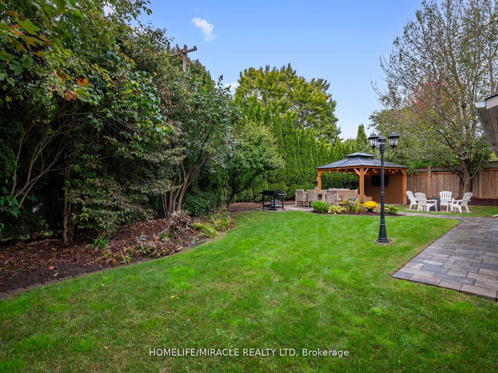 Photo 29 of 521 Oneida Drive, Burlington, LaSalle — HOMEH