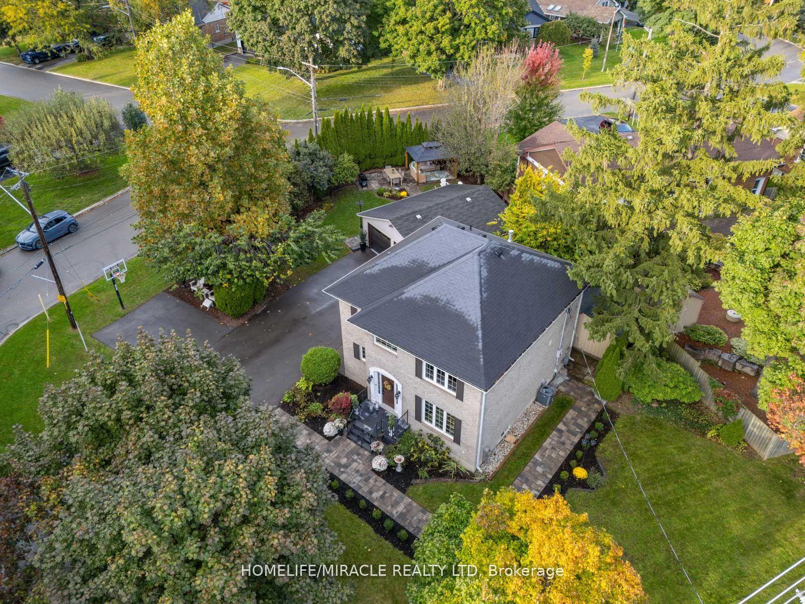 Photo 35 of 521 Oneida Drive, Burlington, LaSalle — HOMEH