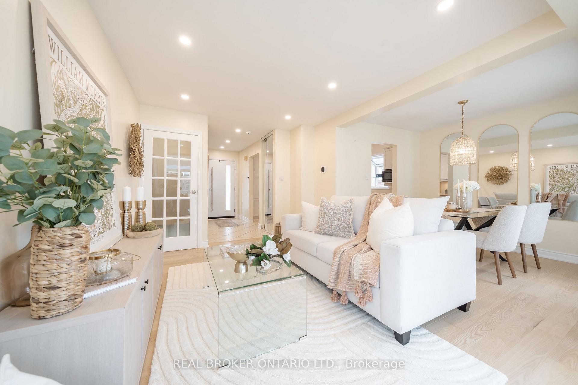 Photo 10 of 24 Angus Drive, Ajax, Central — HOMEH