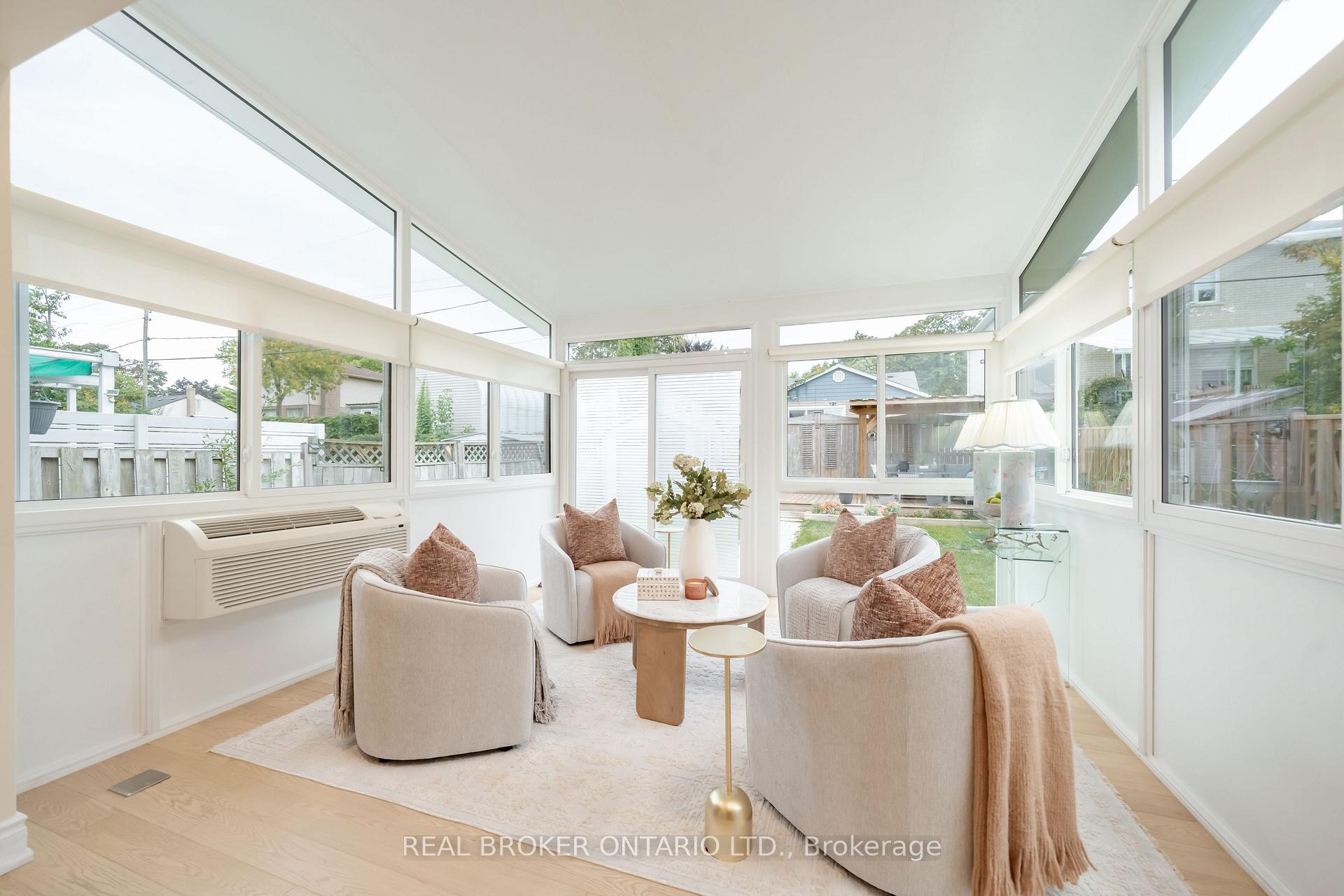 Photo 9 of 24 Angus Drive, Ajax, Central — HOMEH