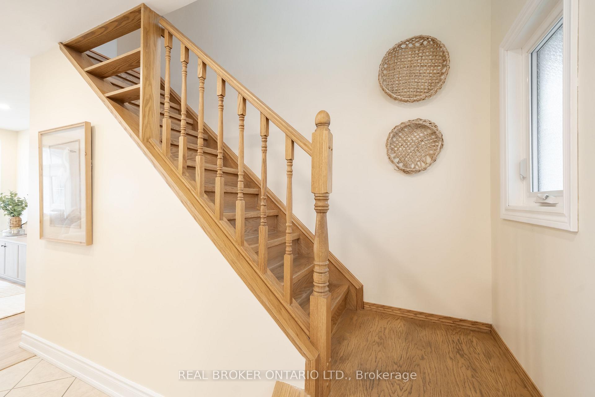 Photo 12 of 24 Angus Drive, Ajax, Central — HOMEH
