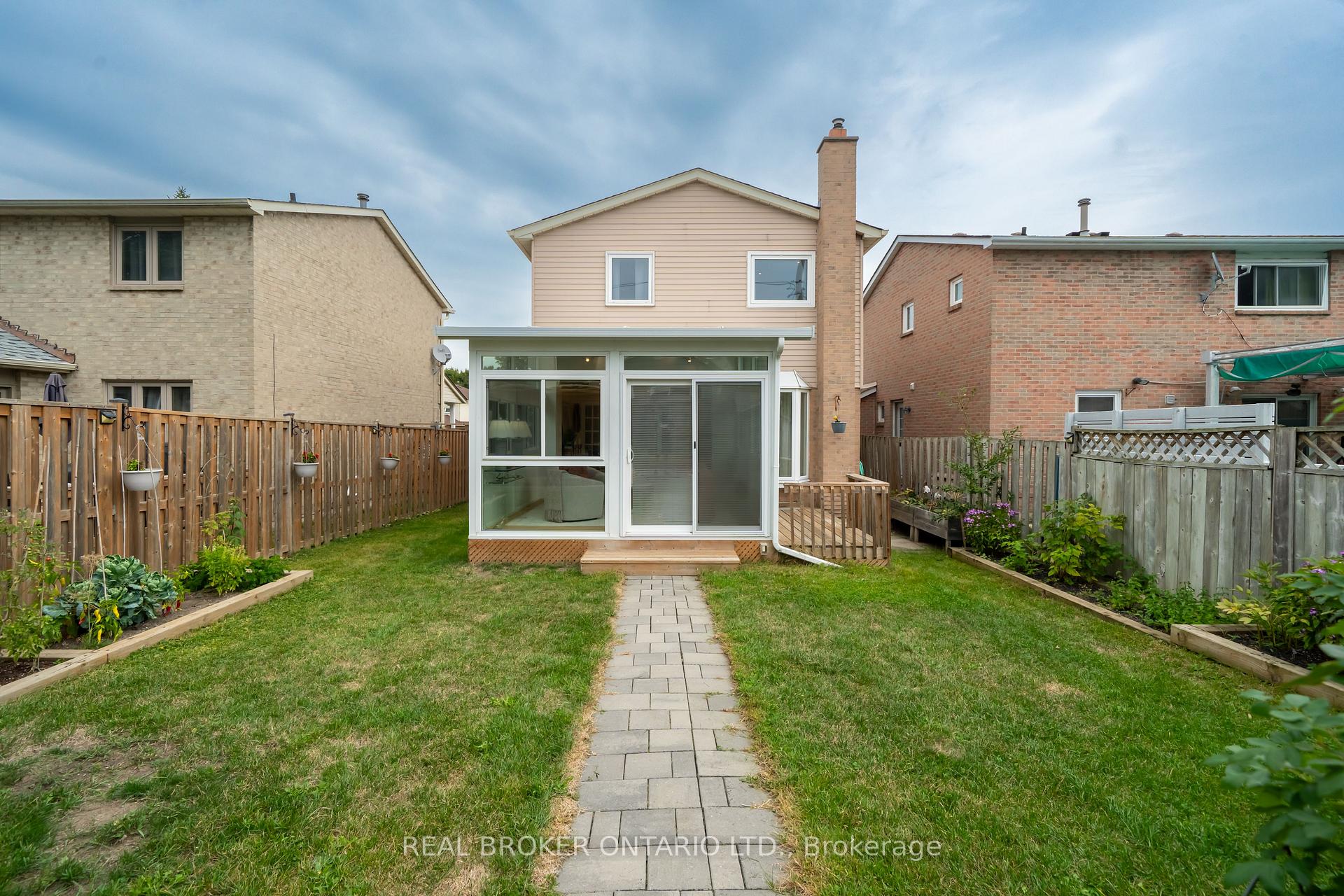 Photo 23 of 24 Angus Drive, Ajax, Central — HOMEH