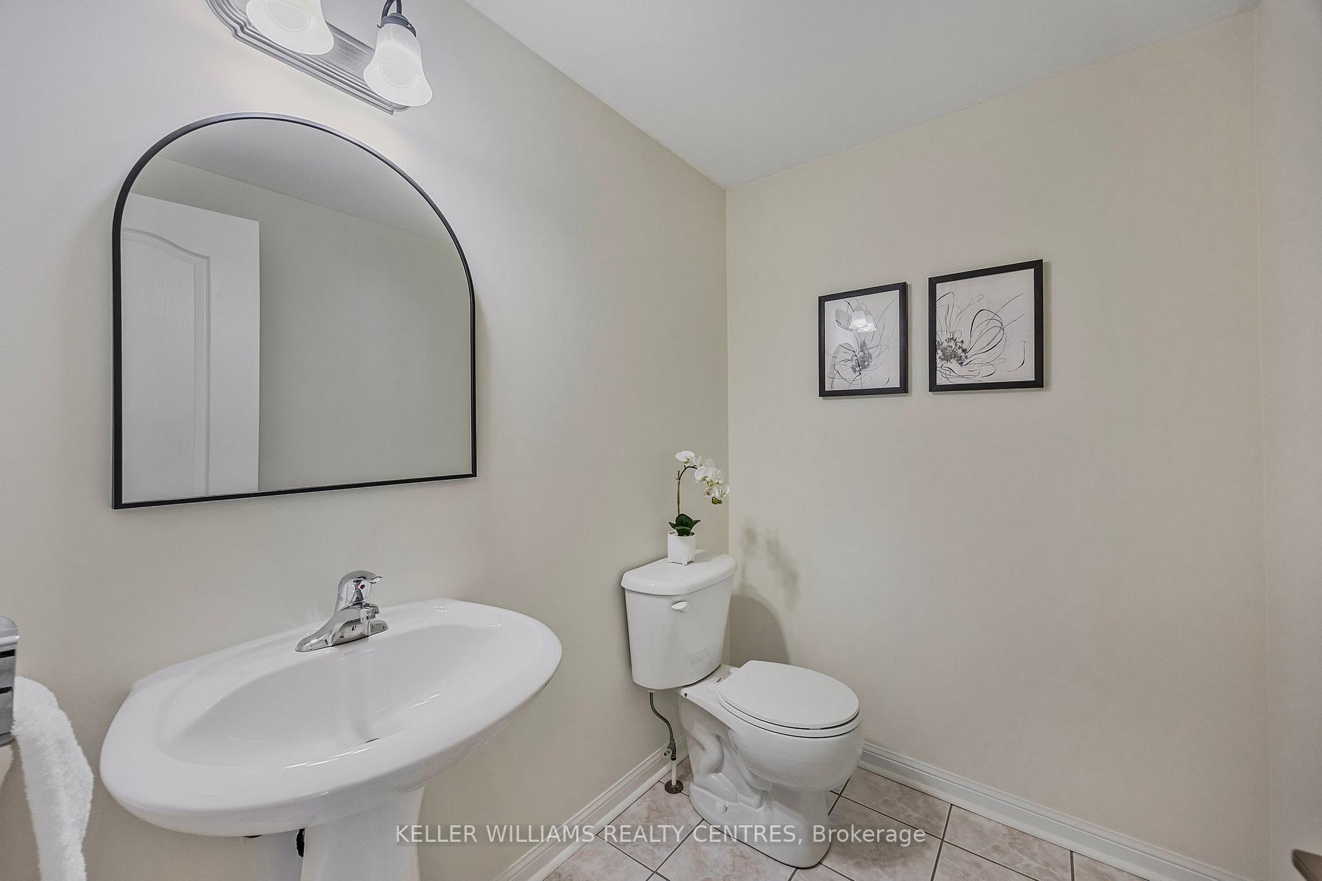 Photo 11 of 26 Succession Crescent, Barrie, Innis-Shore — HOMEH