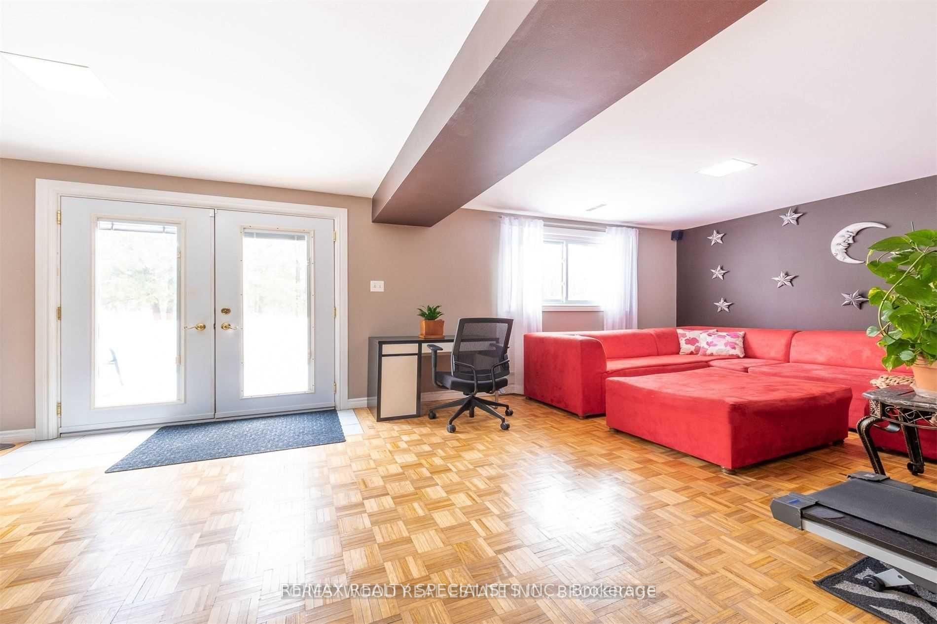 Photo 1 of Unit Basement, 85 Curtis Drive, Brampton, Brampton South — HOMEH