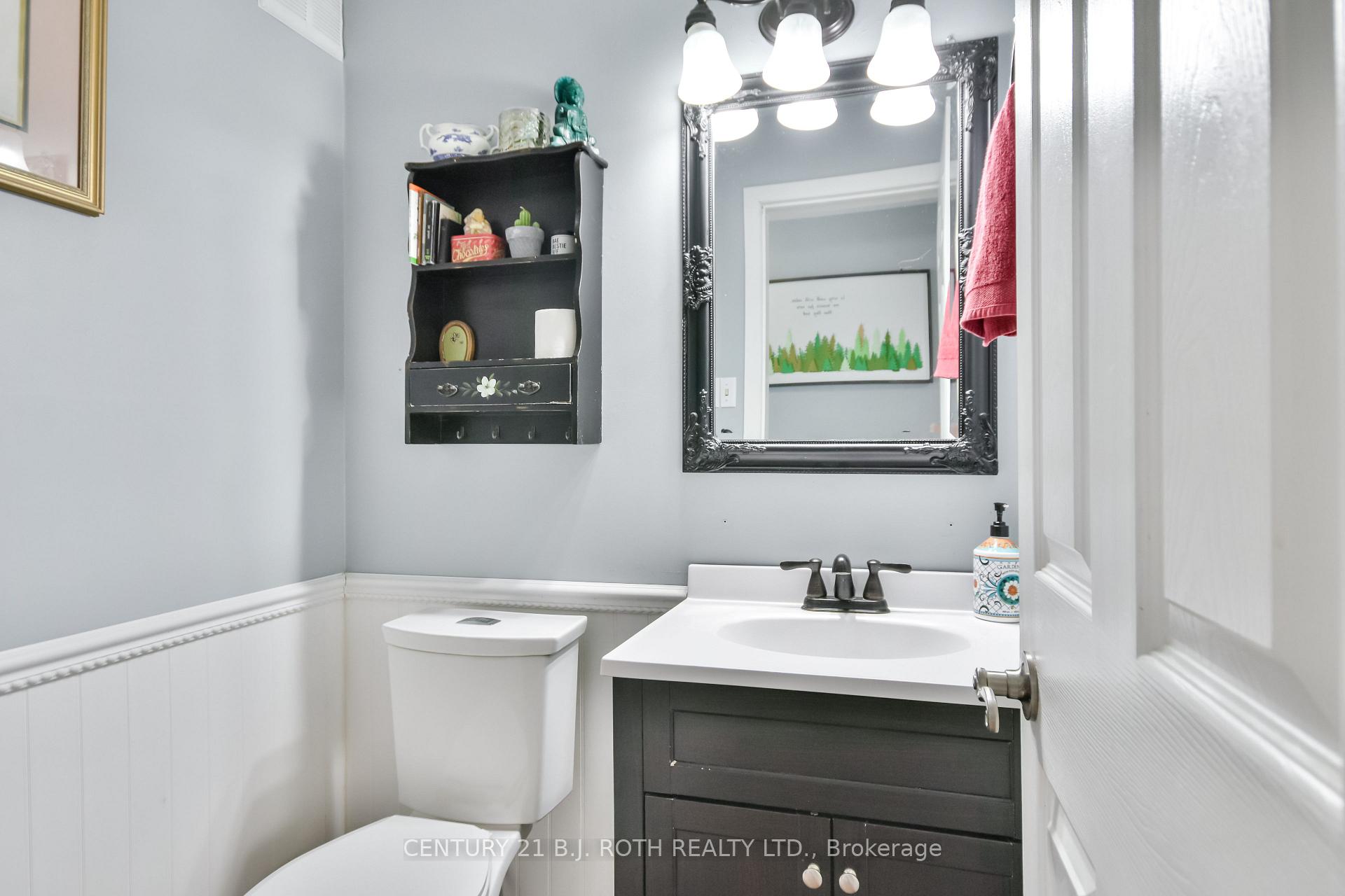 Photo 3 of 57 Highcroft Road, Barrie, Allandale Heights — HOMEH