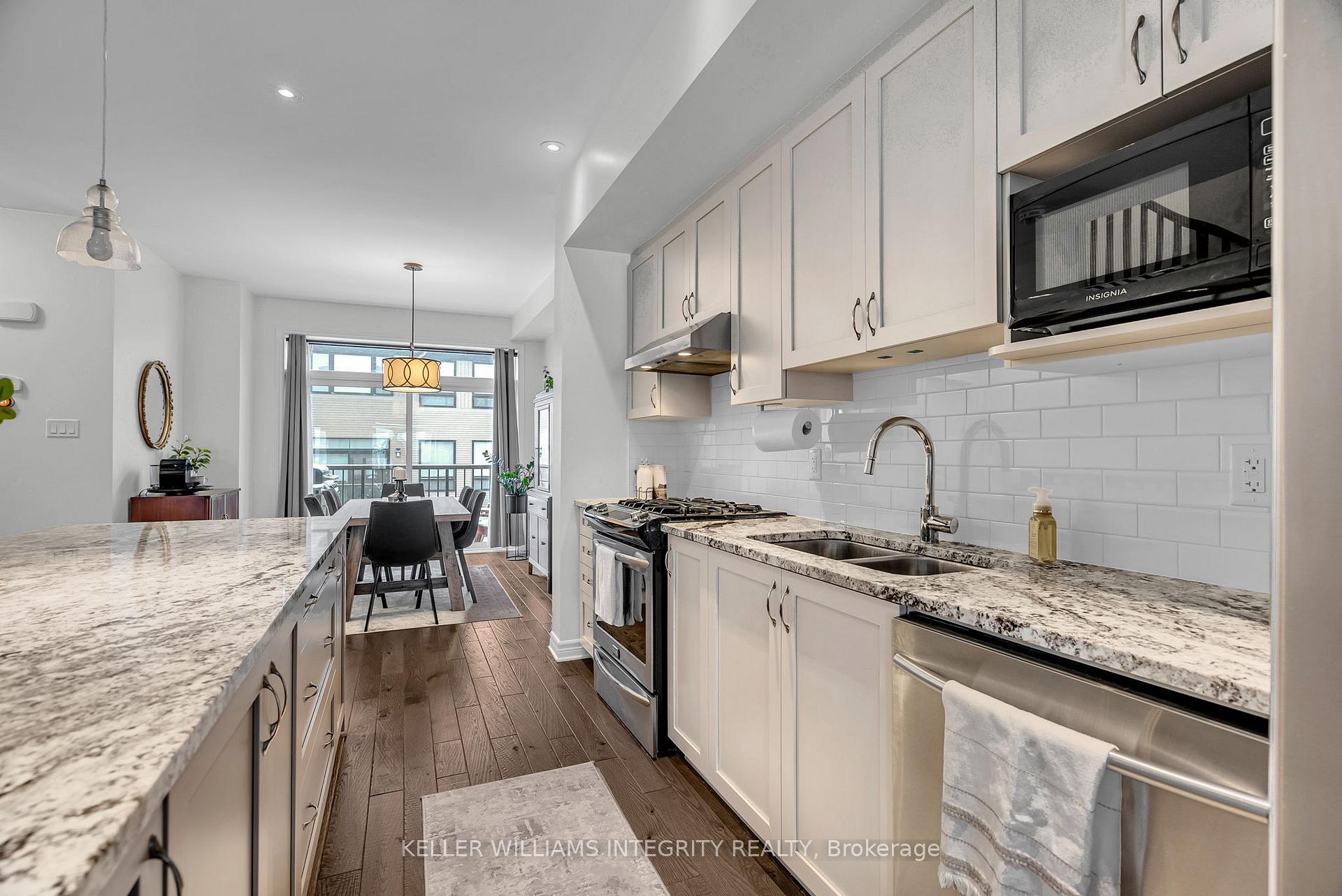 Photo 11 of 313 Twinflower Way, Ottawa, Barrhaven - Longfields — HOMEH