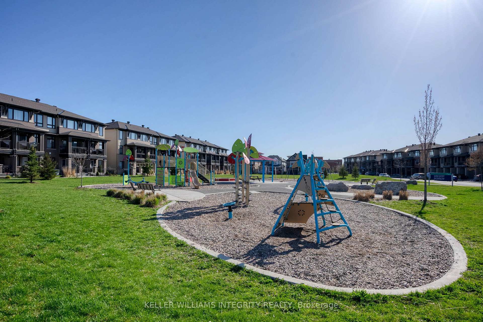 Photo 32 of 313 Twinflower Way, Ottawa, Barrhaven - Longfields — HOMEH