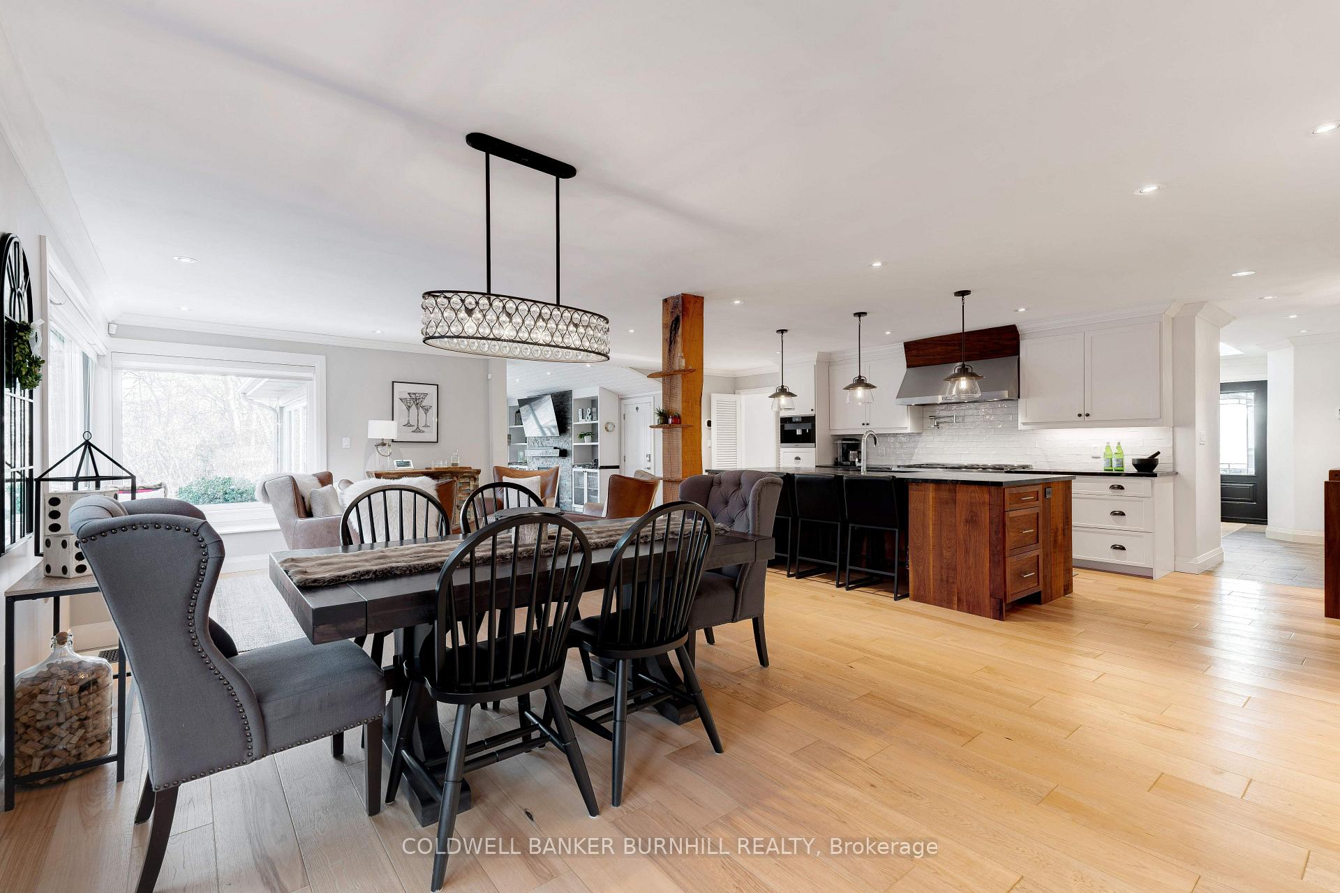 Photo 10 of 775 Falcon Boulevard, Burlington, LaSalle — HOMEH