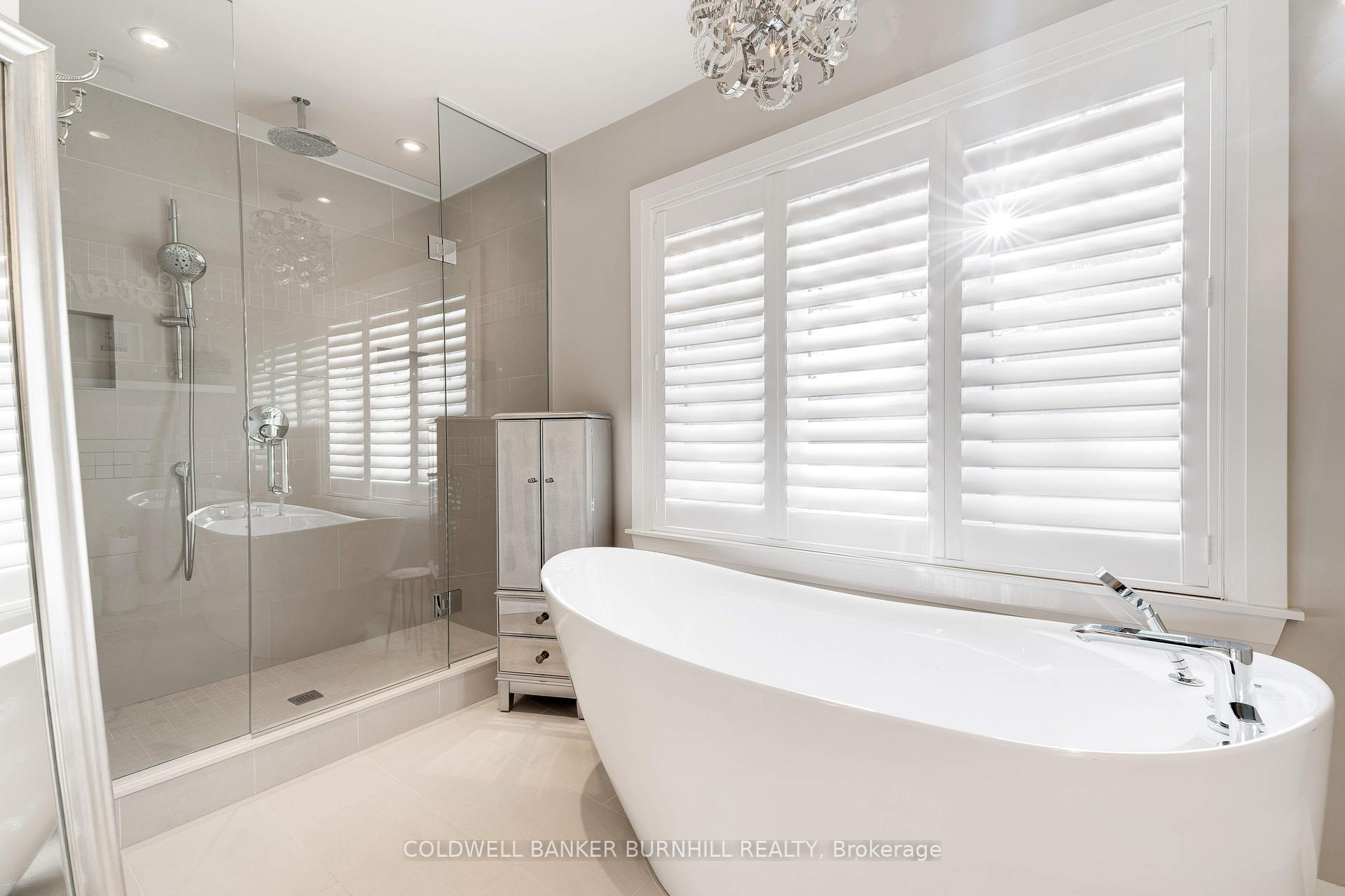 Photo 26 of 775 Falcon Boulevard, Burlington, LaSalle — HOMEH