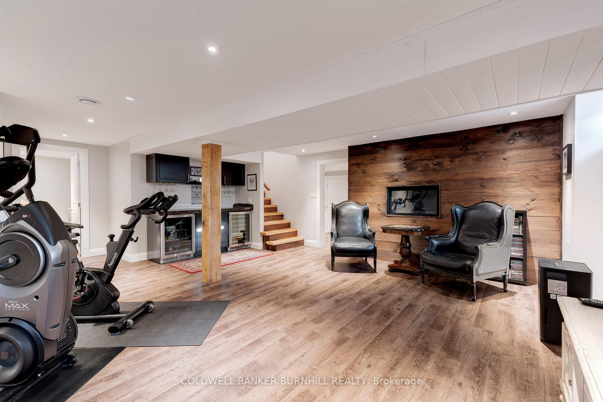 Photo 31 of 775 Falcon Boulevard, Burlington, LaSalle — HOMEH