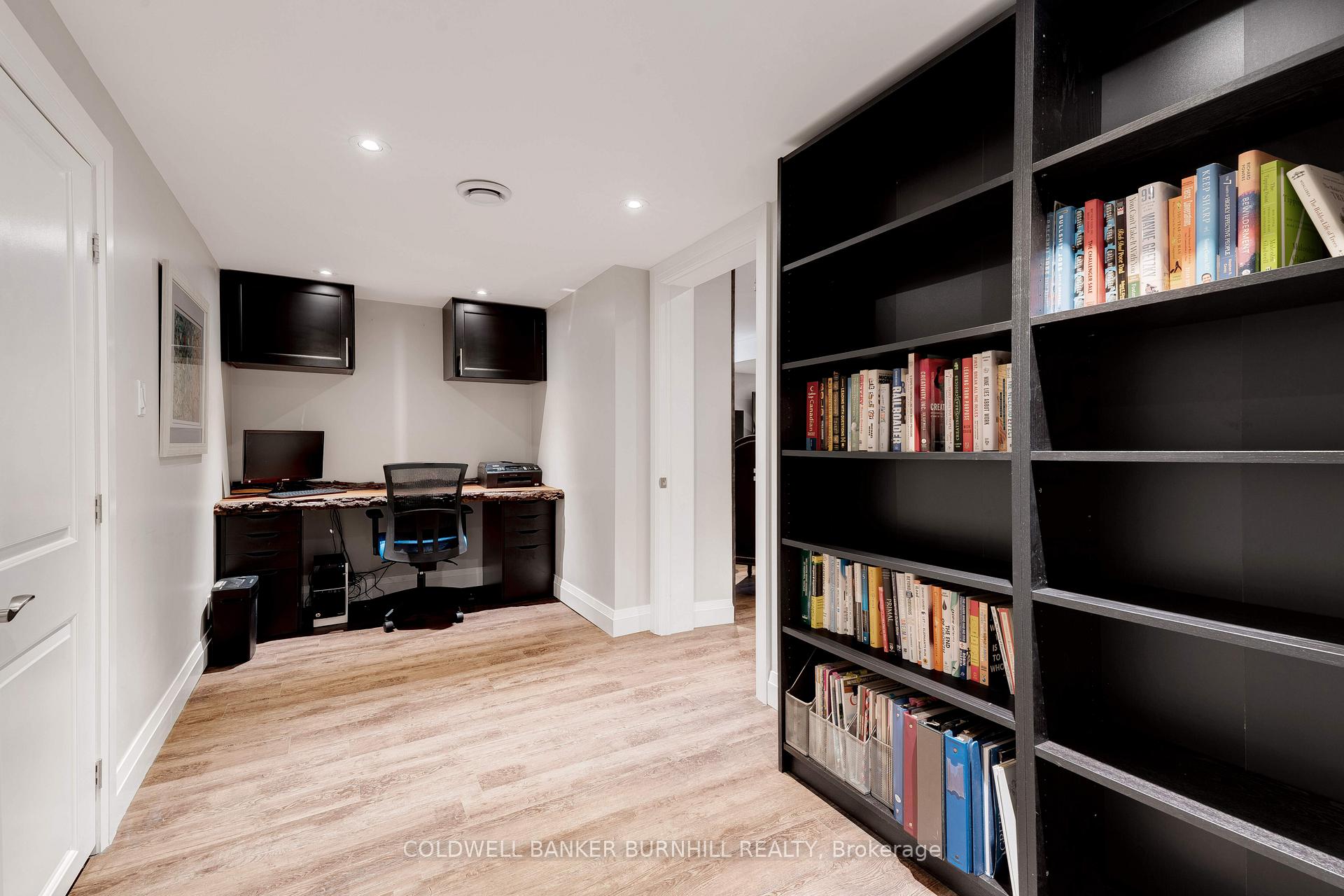 Photo 34 of 775 Falcon Boulevard, Burlington, LaSalle — HOMEH