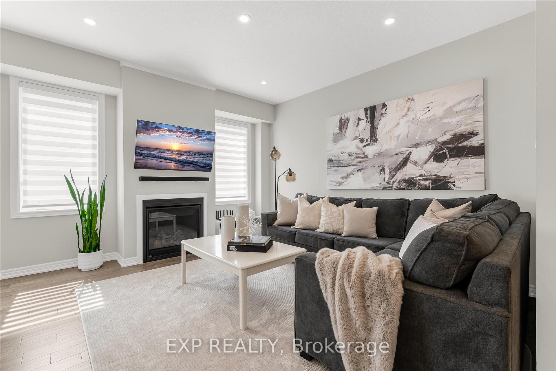 Photo 10 of 45 Sauvignon Crescent, Hamilton, Fruitland — HOMEH