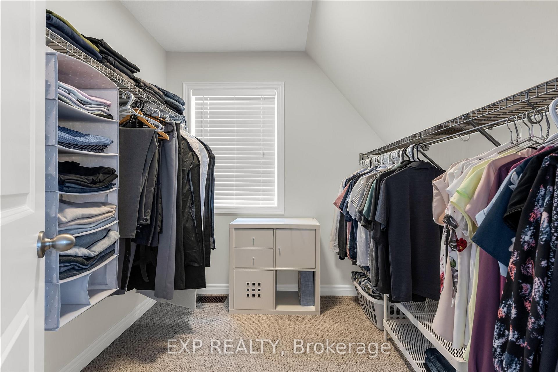 Photo 24 of 45 Sauvignon Crescent, Hamilton, Fruitland — HOMEH