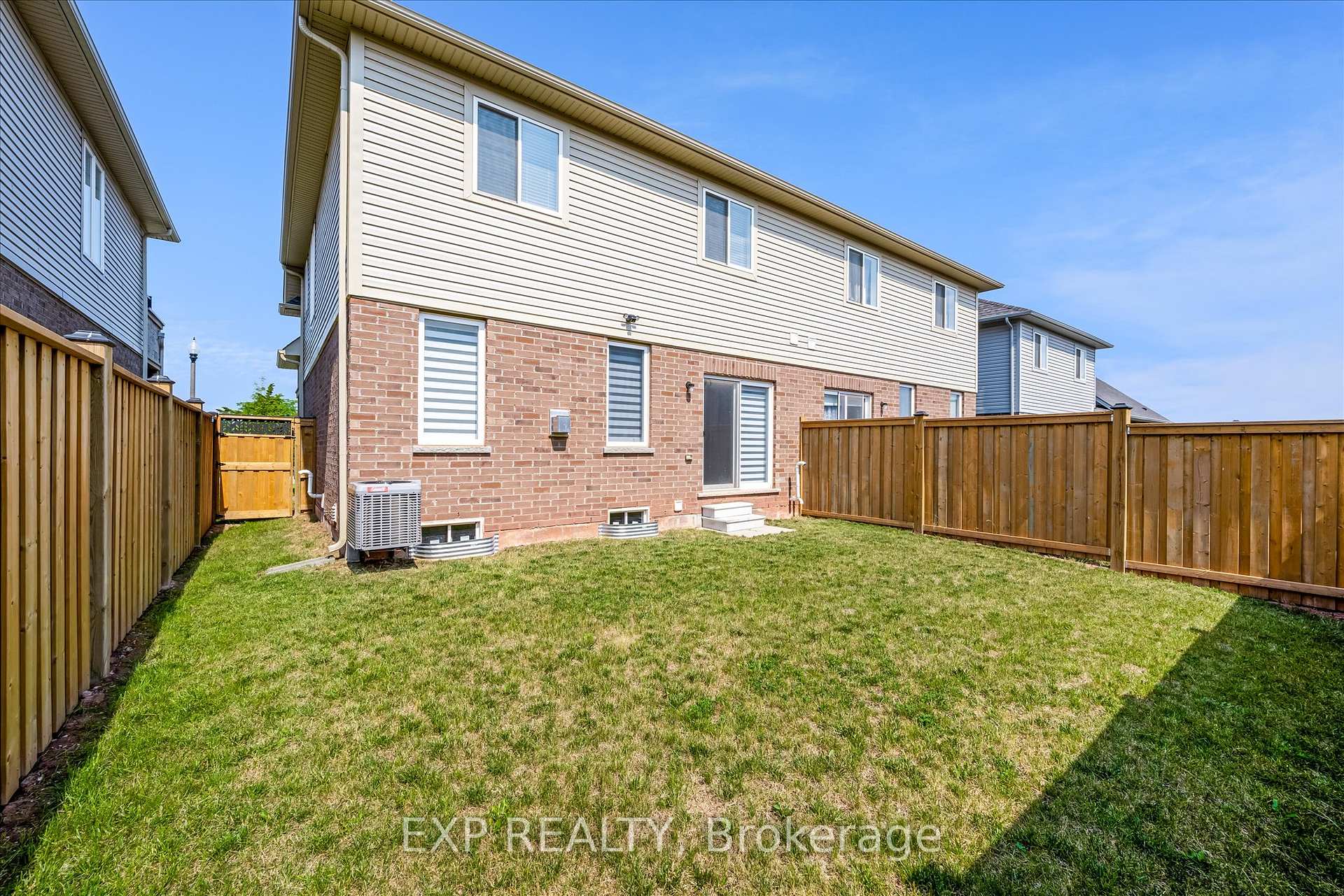 Photo 33 of 45 Sauvignon Crescent, Hamilton, Fruitland — HOMEH
