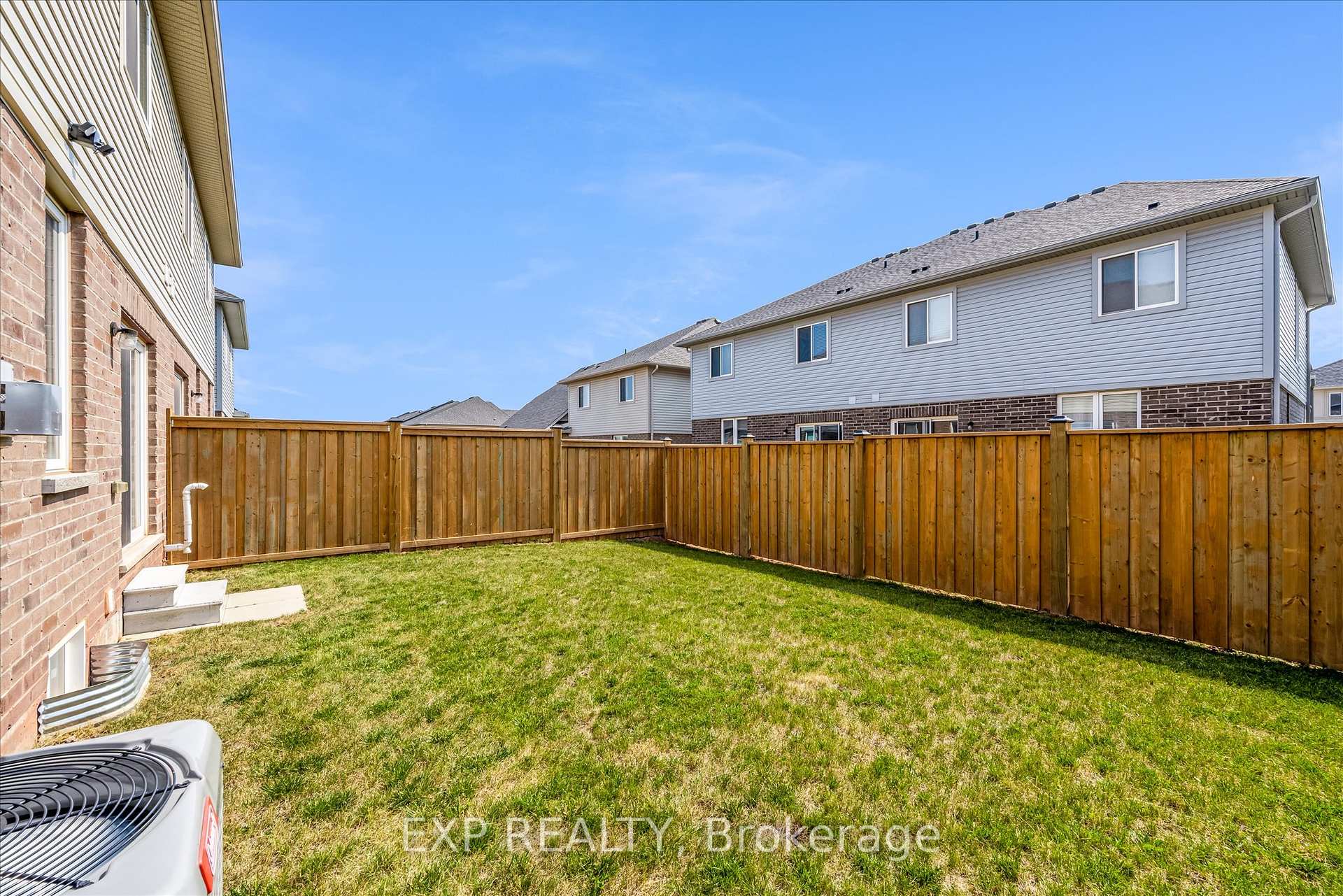 Photo 34 of 45 Sauvignon Crescent, Hamilton, Fruitland — HOMEH