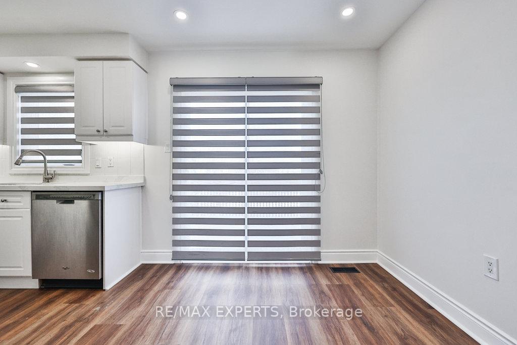 Photo 8 of 42 Lucena Crescent, Vaughan, Maple — HOMEH