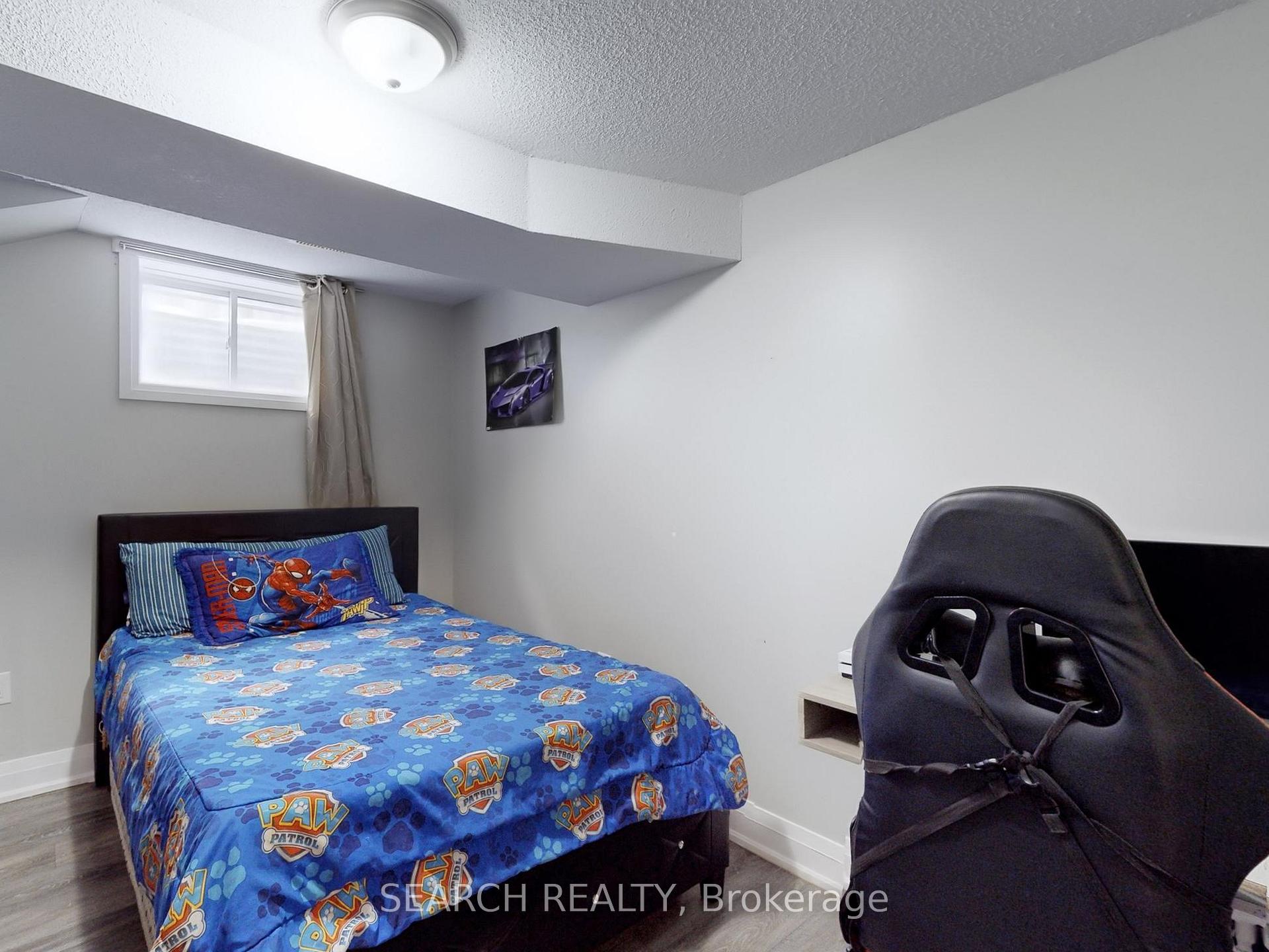 Photo 10 of 24 Hewitt Place N, Barrie, Georgian Drive — HOMEH