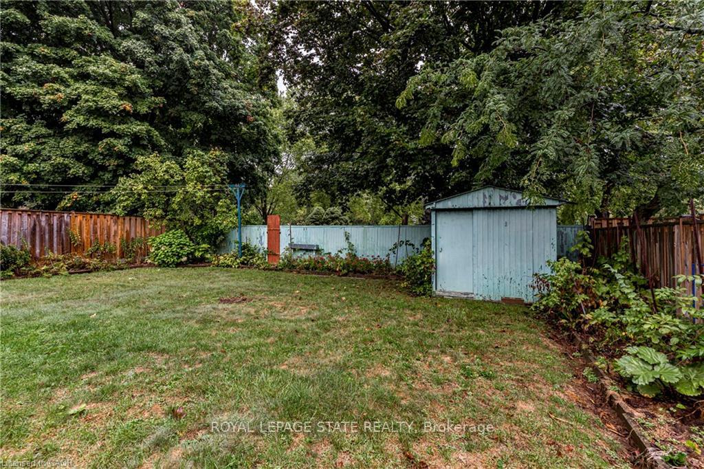 Photo 17 of 22 Dunning Court, Hamilton, Dundas — HOMEH
