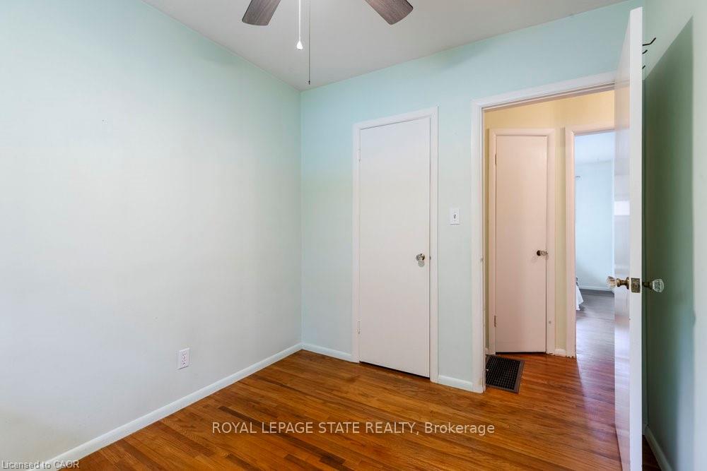 Photo 23 of 22 Dunning Court, Hamilton, Dundas — HOMEH