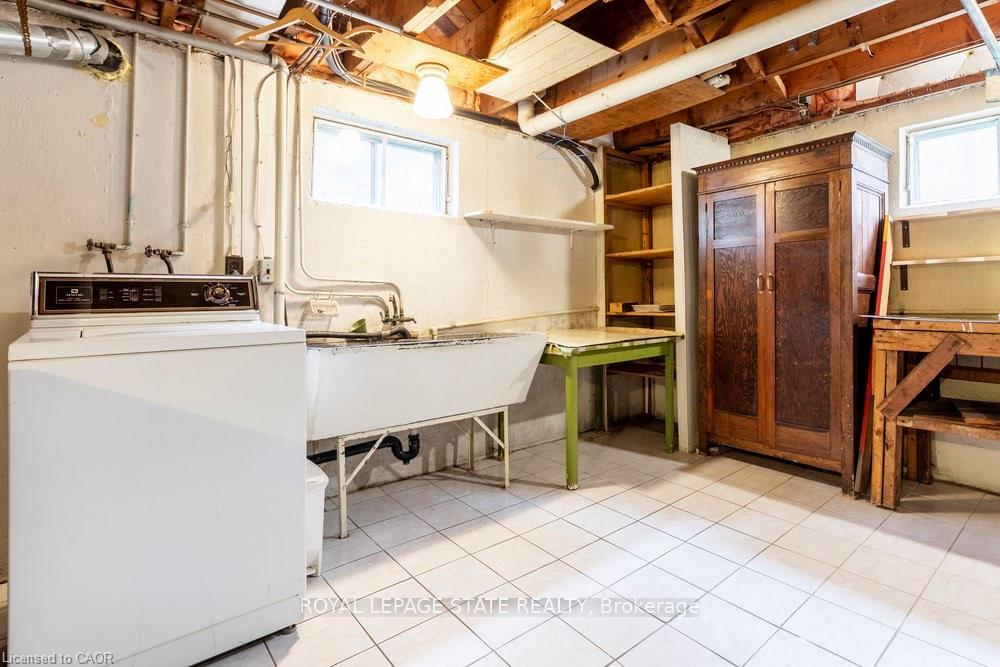 Photo 35 of 22 Dunning Court, Hamilton, Dundas — HOMEH