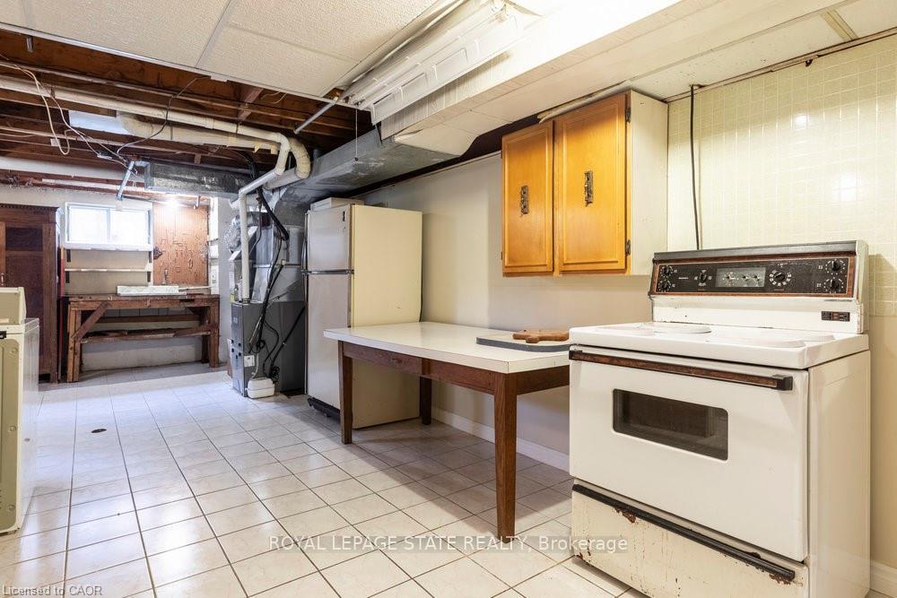 Photo 36 of 22 Dunning Court, Hamilton, Dundas — HOMEH