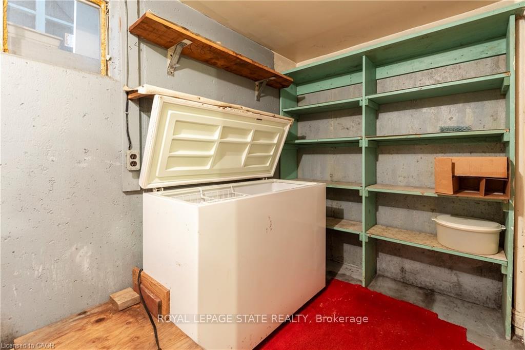 Photo 39 of 22 Dunning Court, Hamilton, Dundas — HOMEH