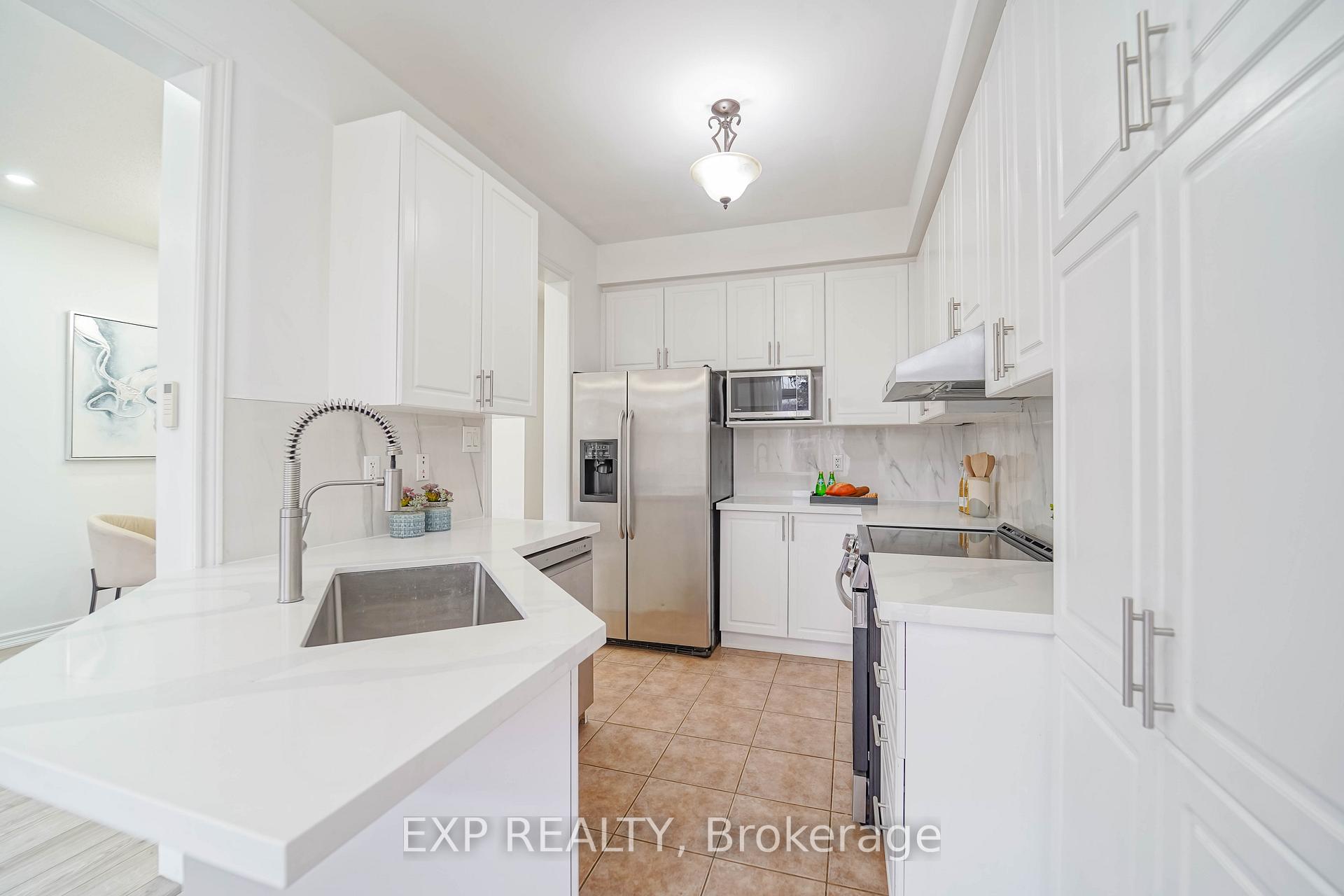 Photo 15 of 20 Starwood Road, Vaughan, Patterson — HOMEH