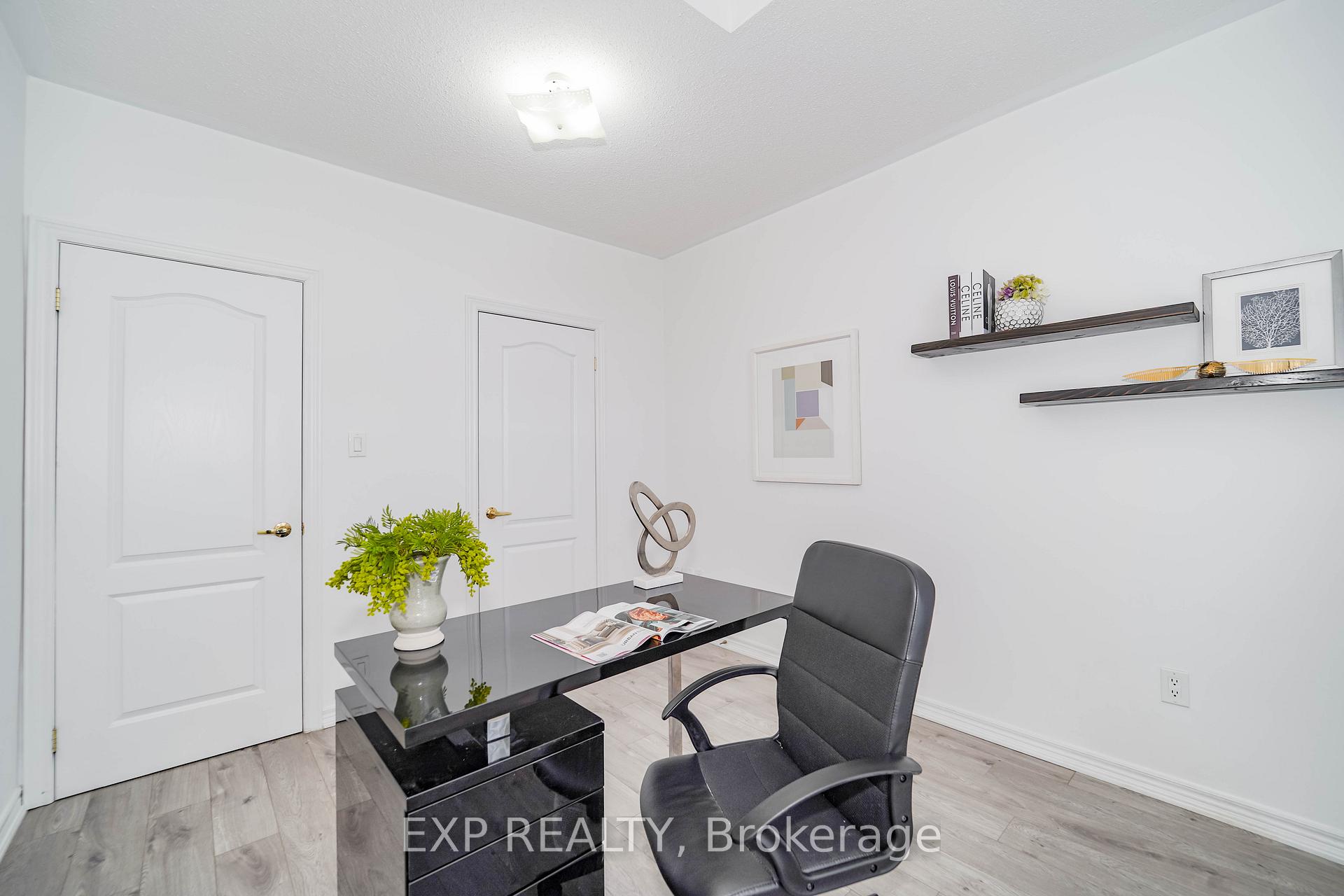 Photo 22 of 20 Starwood Road, Vaughan, Patterson — HOMEH
