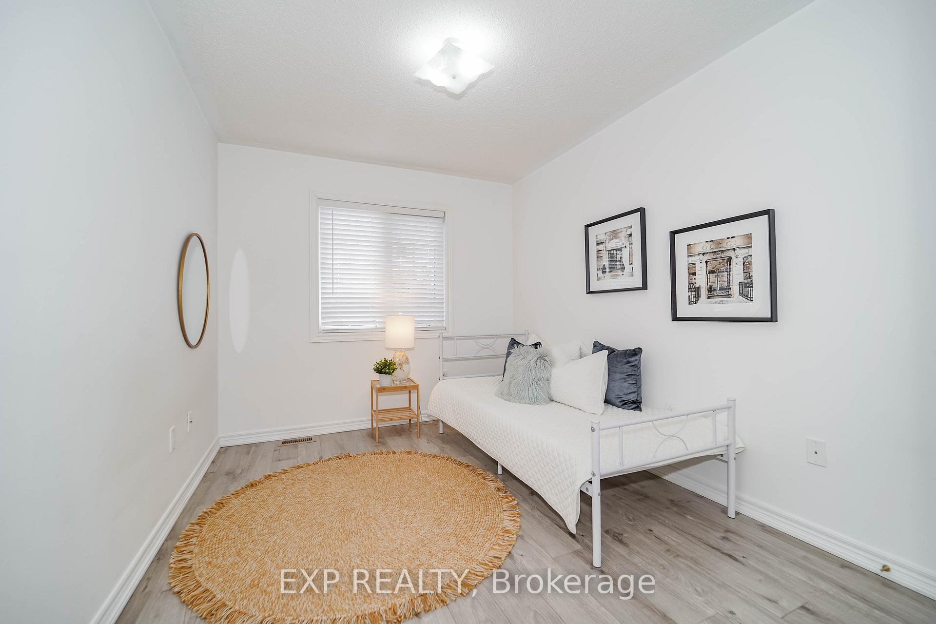 Photo 34 of 20 Starwood Road, Vaughan, Patterson — HOMEH