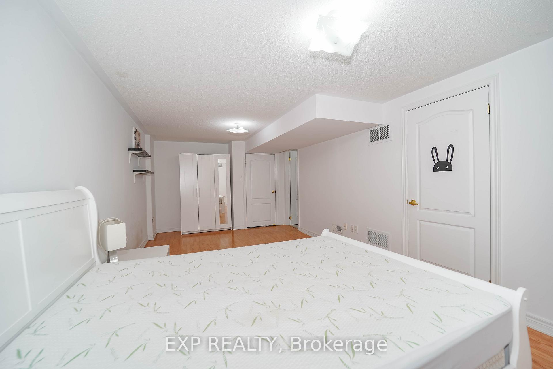 Photo 40 of 20 Starwood Road, Vaughan, Patterson — HOMEH