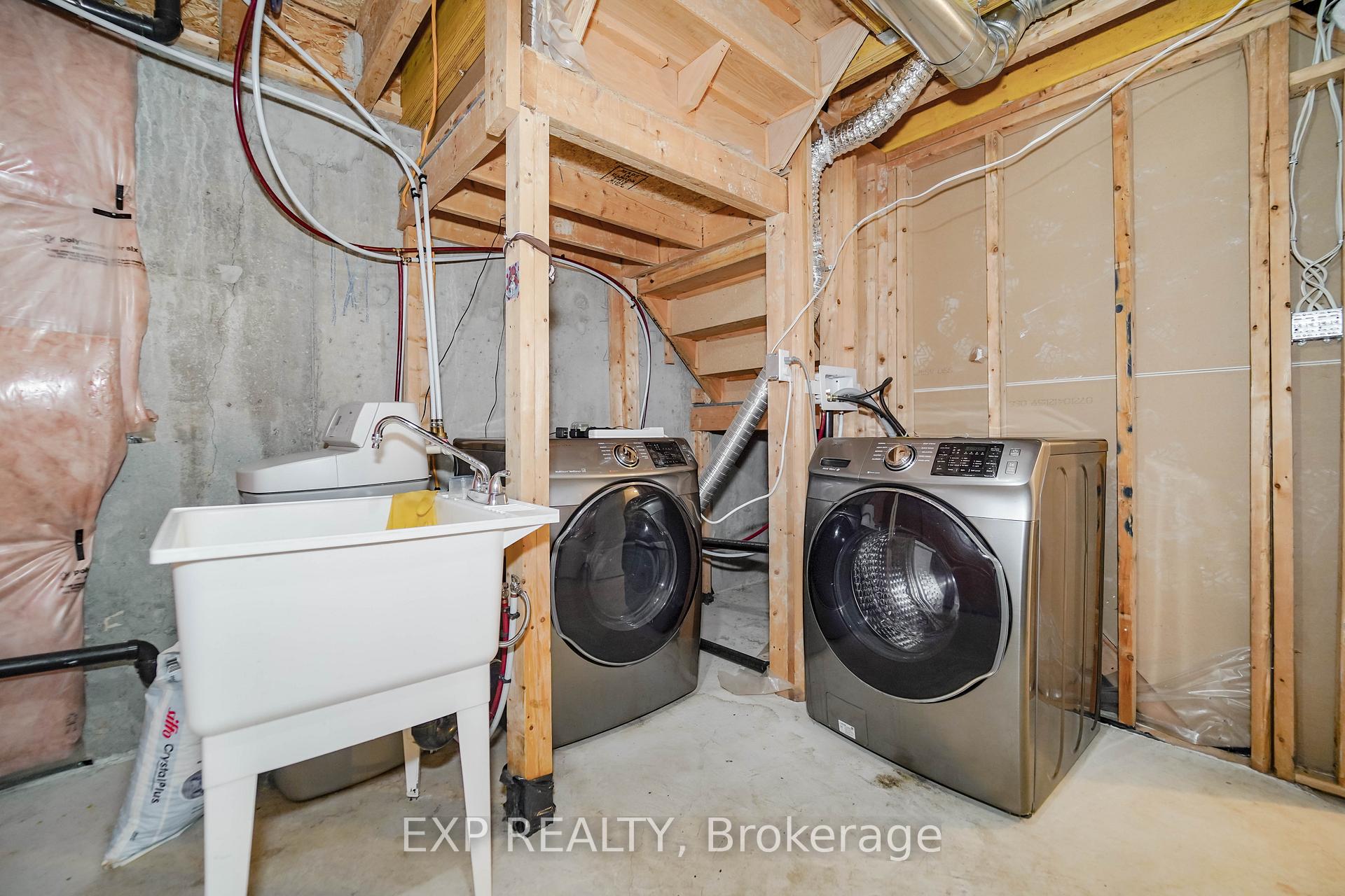Photo 42 of 20 Starwood Road, Vaughan, Patterson — HOMEH