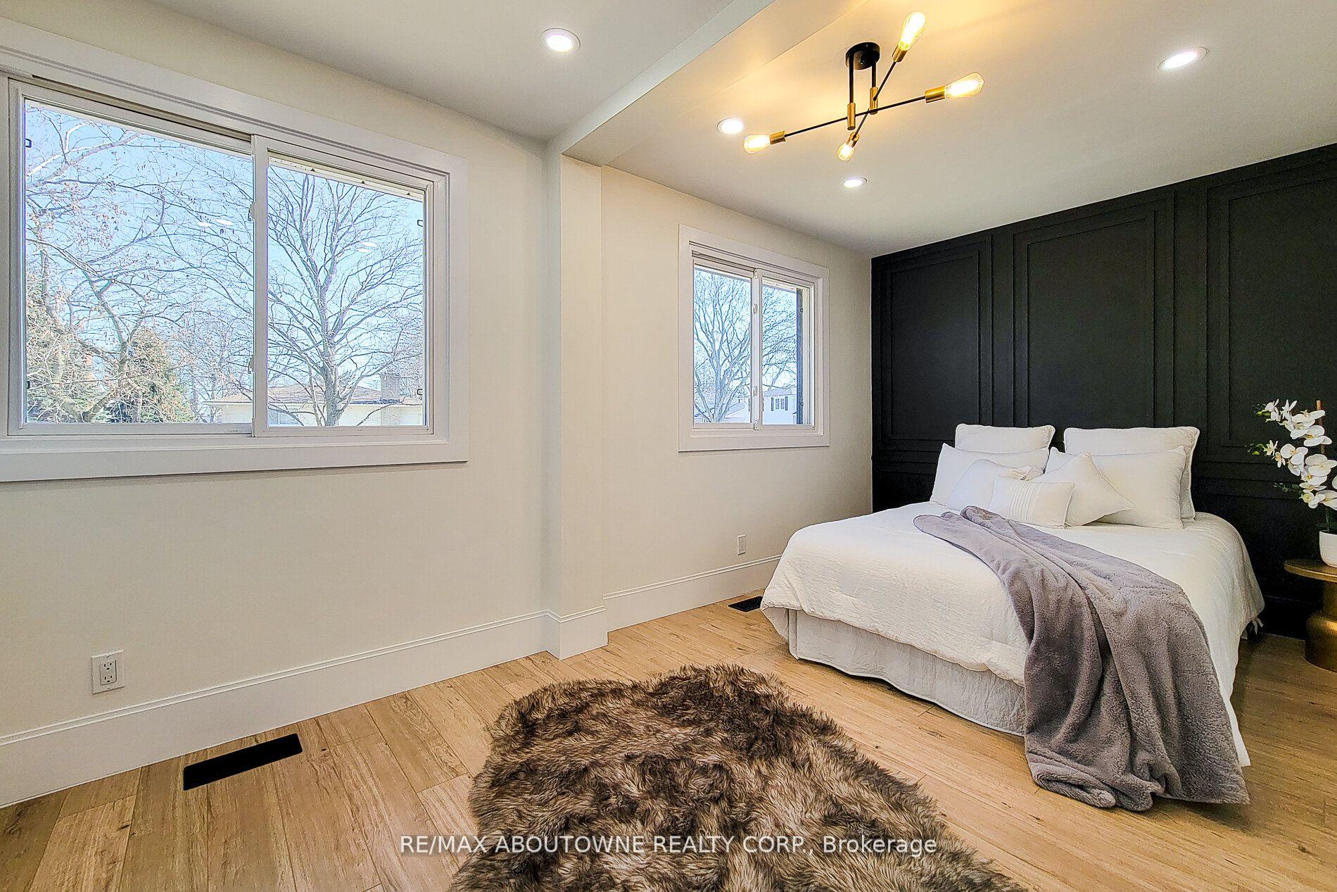 Photo 19 of 602 Jennifer Crescent, Burlington, Roseland — HOMEH