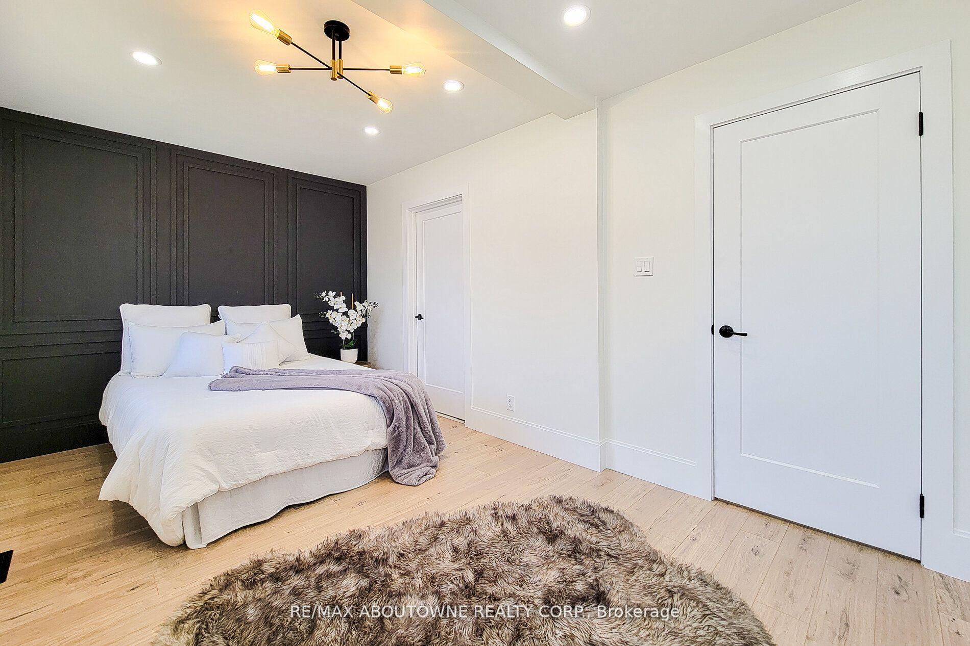 Photo 20 of 602 Jennifer Crescent, Burlington, Roseland — HOMEH